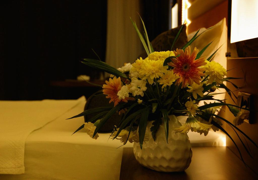 Sky Tower Hotel Akcakoca Convention & Spa Center Room photo