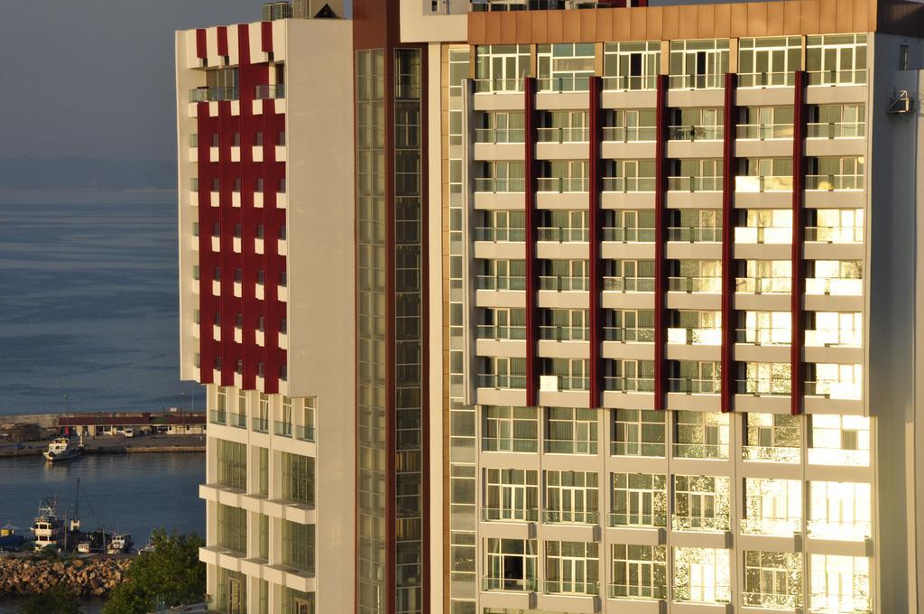 Sky Tower Hotel Akcakoca Convention & Spa Center Exterior photo